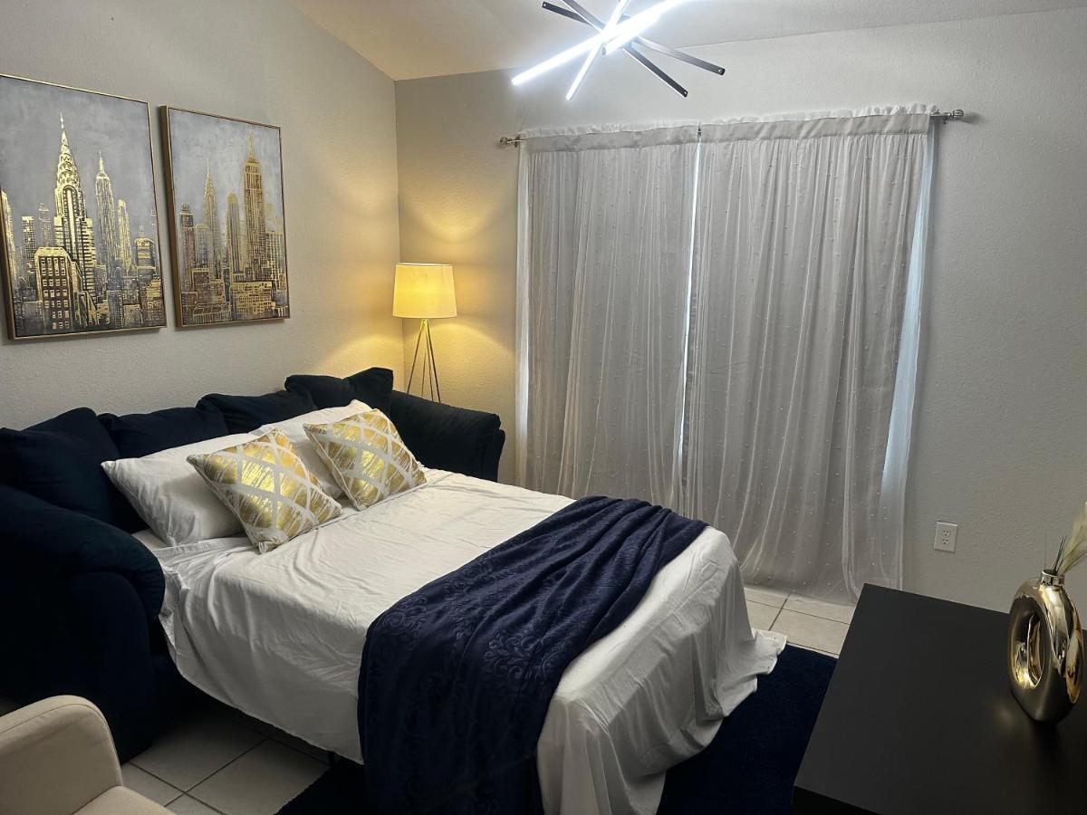 Traveler Stay Plus Eagle Pass Buitenkant foto